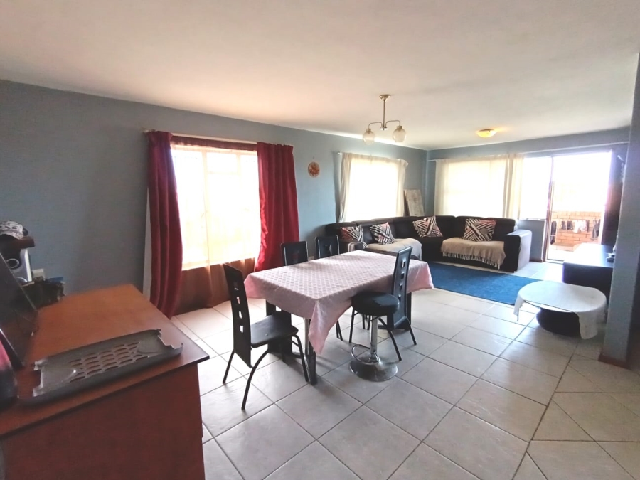 3 Bedroom Property for Sale in Rowallan Park Eastern Cape